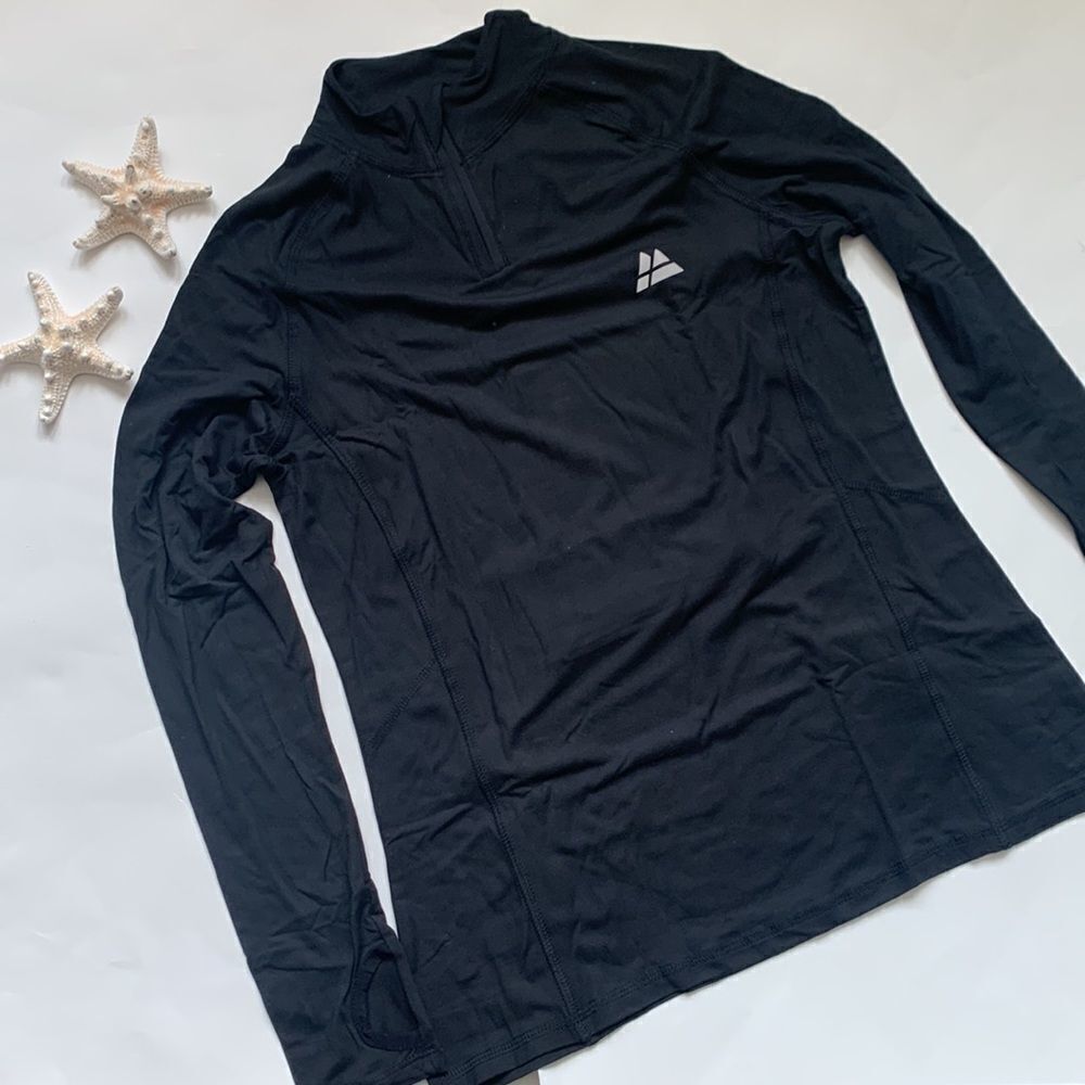 🌟NEW Danish Endurance Half Zip Long Sleeve Shirt🌟